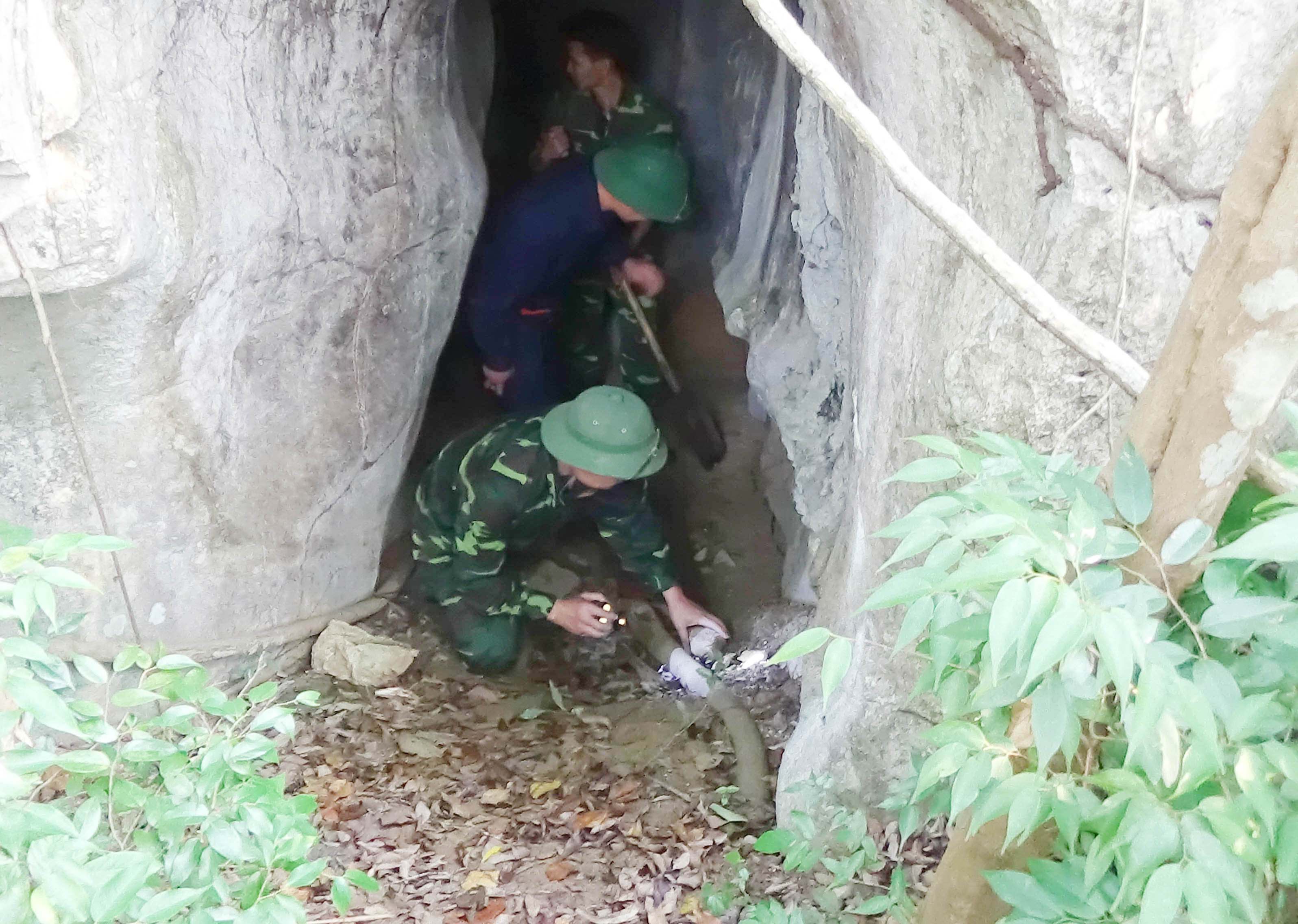 Quy tập 25 bộ hài cốt liệt sĩ Quân tình nguyện Việt Nam hy sinh tại Bắc Lào